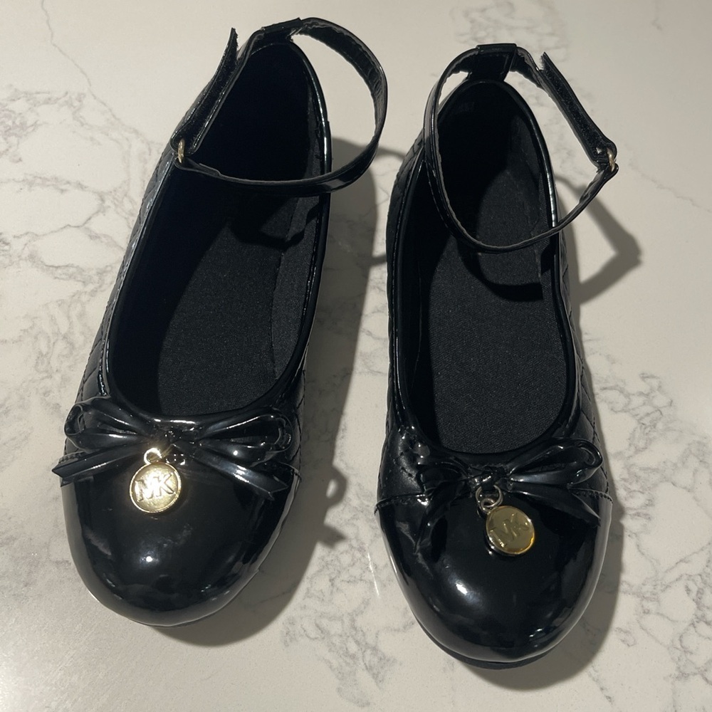 Michael Kors Shiny Black Kids Dress Shoes - Picture 2 of 6